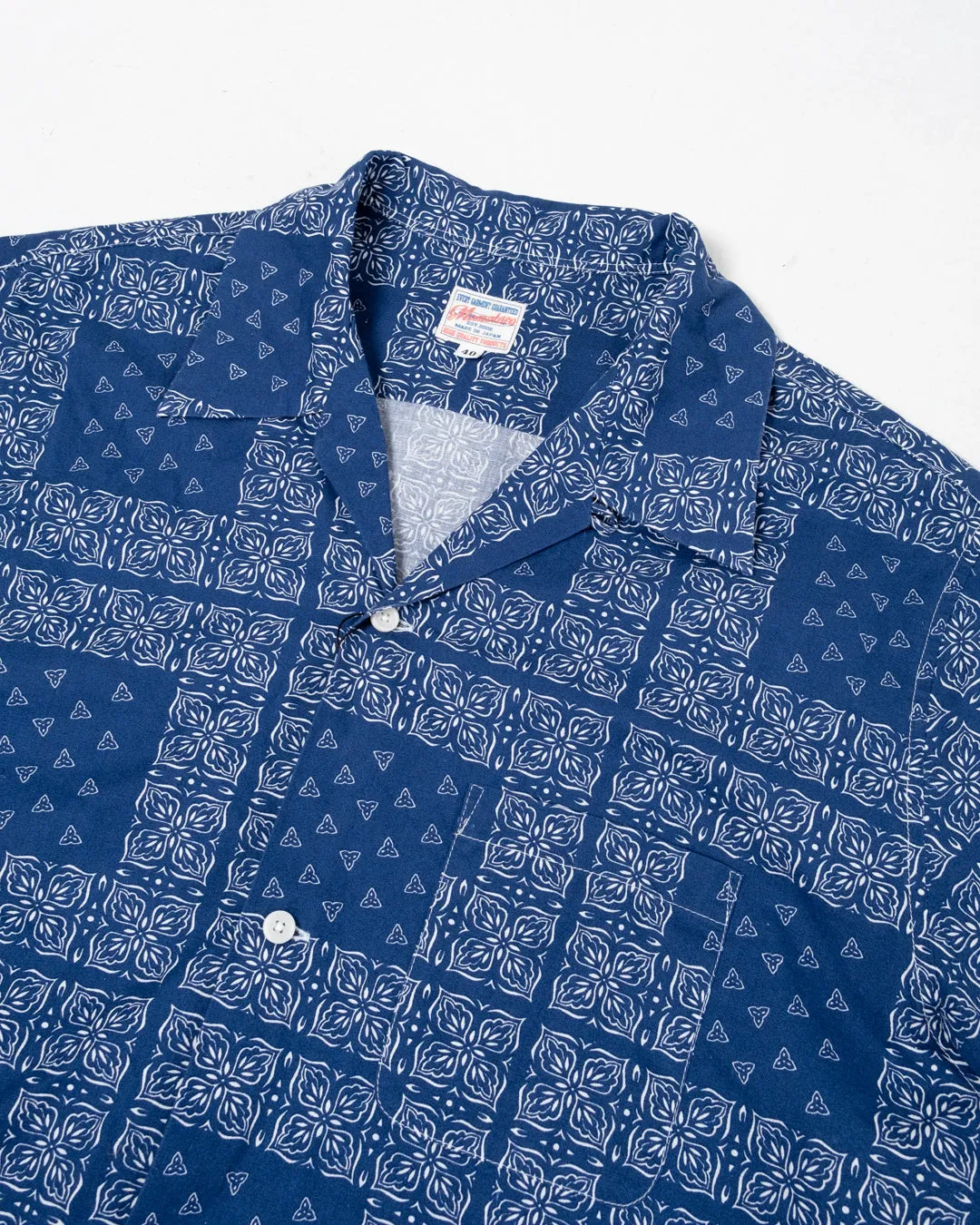 06-097 Bandanna Print Hawaiian Shirt Blue